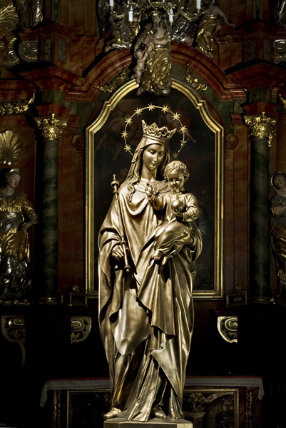 Figura Matki Bożej